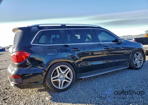 2015 Mercedes-Benz Gl 550 4Matic z USA, uszkodzony, nr VIN 4JGDF7DE7FA476176